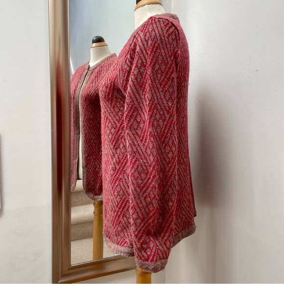 Nordic vintage Yves Venet chevron pattern, open front wool blend cardigan - Picture 4 of 7